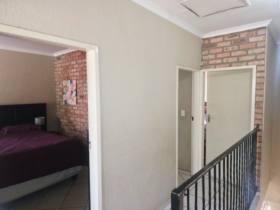 3 Bedroom Property for Sale in Rustenburg Central North West